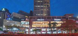 The Heeren (D9), Retail #480859101